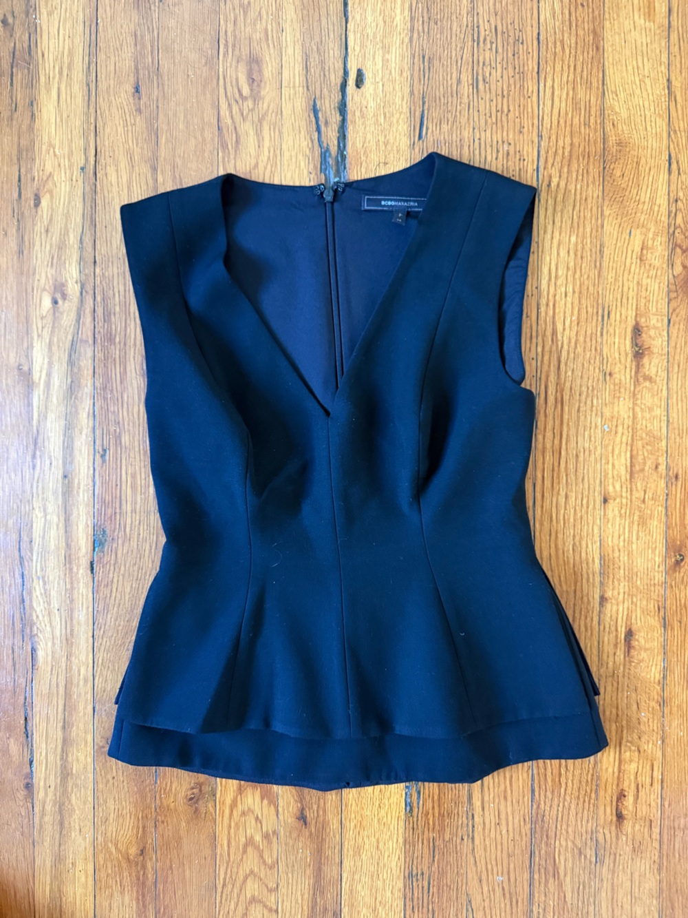 BCBGMaxAzria Black Sleeveless Peplum V-Neck Top